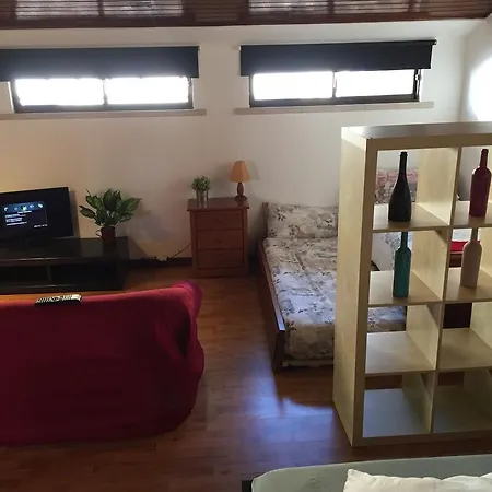 Wanderlust House Hostel
