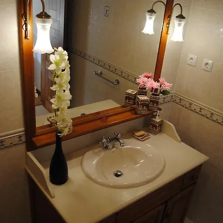 Wanderlust House Hostel Carcavelos (Lisbon)