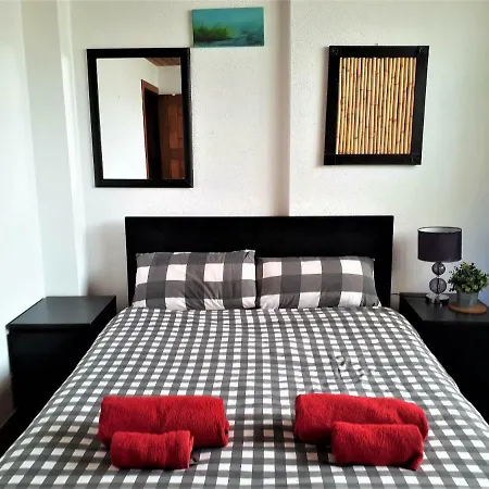 Hostel Wanderlust House