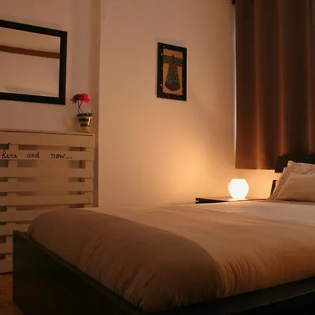 Hostel Wanderlust House Carcavelos (Lisbon)