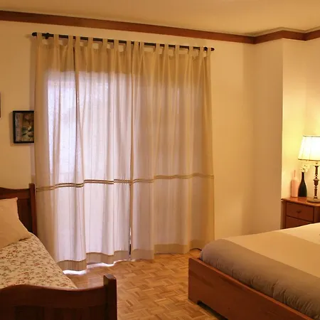 Hostel Wanderlust House